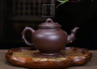 《報(bào)春》宜興助理工藝美術(shù)師手工紫砂壺紫泥料茶壺報(bào)春茶具