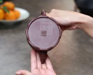 《鴻運當頭-梵鐘壺》