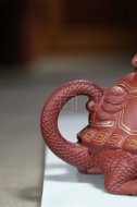 《金龜出?！芬伺d紫砂壺高級工藝美術(shù)師純手工底槽青創(chuàng)新壺茶壺紫砂茶具
